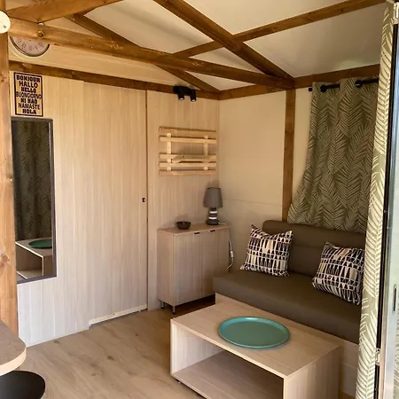 Ri-veu Corse Dans Marina Di Campsite