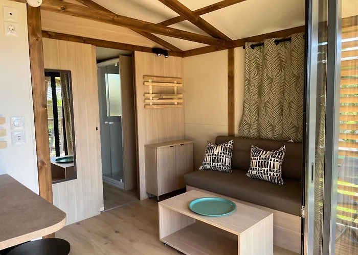 אתר קמפינג Ri-veu Corse Dans Marina Di